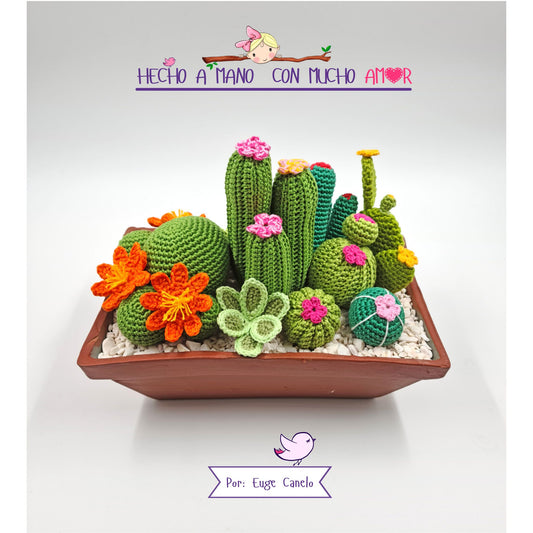 Jardín zen cactus, suculentas, nopales a crochet en maceta